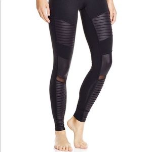 Alo Yoga Moto Leggings